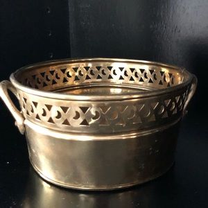 Cute metal matching basket